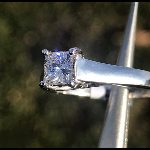 14k Princess Cut Diamond Ring - Picture 4 of 5